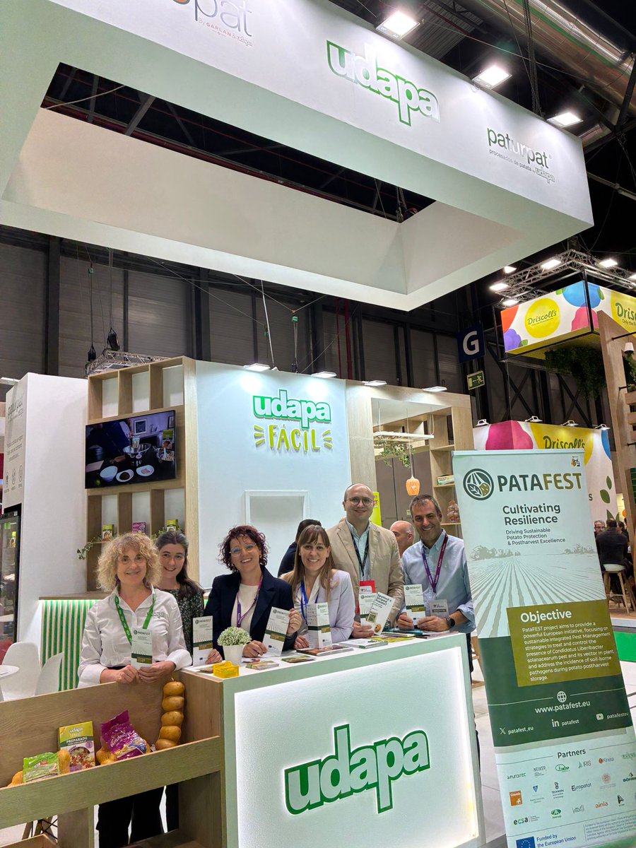 patafest_eu's tweet photo. 🥔 Our partners represented #PATAFEST at @FruitAttraction 2025 last week in Madrid.
They shared progress, insights, and connected with the plant health community 🌱
📸 Thank you to everyone who stopped by and contributed to the conversation!
#PATAFEST #PlantHealth #EUFunded https://t.co/lF6mAYsQcH
