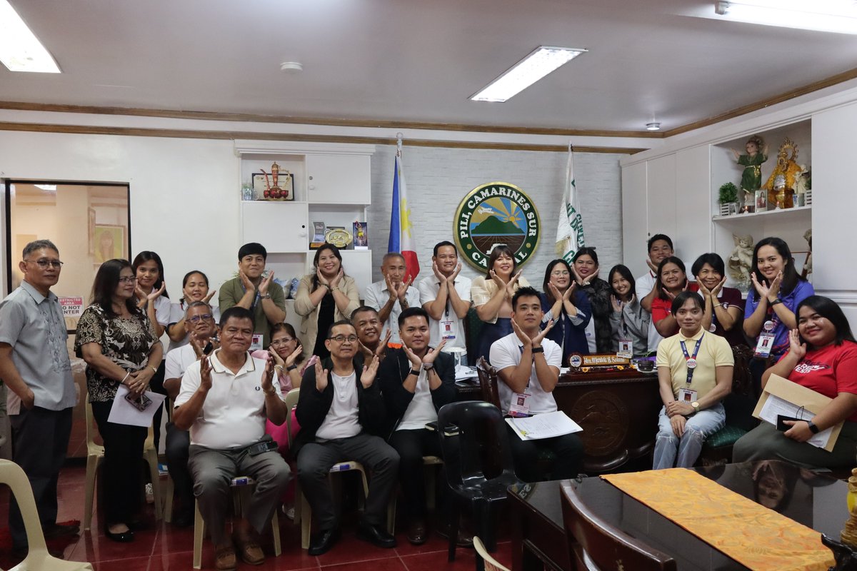 dswdfo5's tweet photo. 𝗗𝗦𝗪𝗗 𝗣𝗥𝗘𝗦𝗦 𝗥𝗘𝗟𝗘𝗔𝗦𝗘: 53 LGUS IN BICOL TO UNDERGO CAPACITY ASSESSMENT FOR DSWD’S PANAHON NG PAGKILOS

READ THE FULL STORY AT: https://t.co/u2j8gCaPCn https://t.co/WSoqDVkBbw