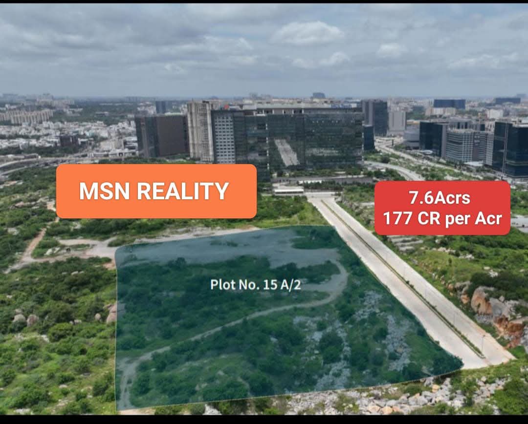 chaitanya_group's tweet image. 🏗️Hyderabad Knowledge City auction update  

➡️Plot 15A/2, 7.6 acres
Purchased by MSN Realty at ₹177 Cr/acre  

➡️Plot 19, 11 acres 
Purchased by Prestige Group at* ₹142 Cr/acre

#TGIIC #Action #Revanthreddy #knowledgecity #1acre177cr