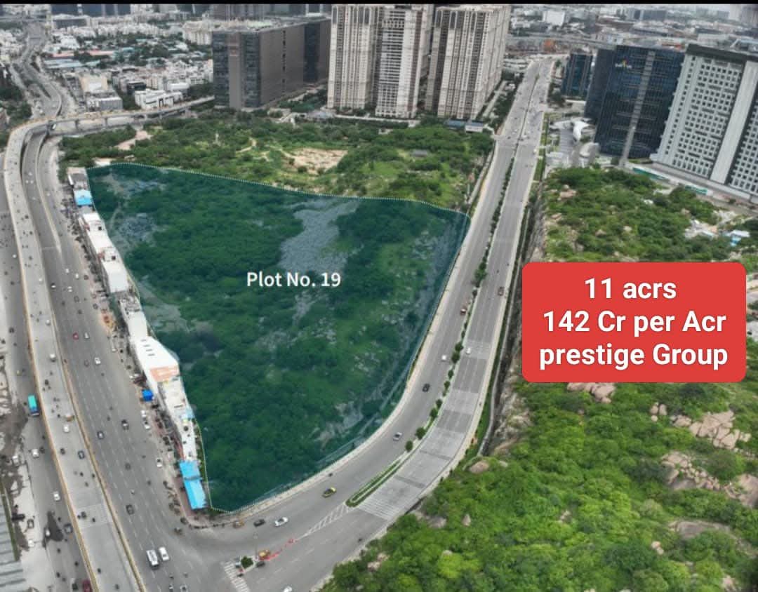 chaitanya_group's tweet image. 🏗️Hyderabad Knowledge City auction update  

➡️Plot 15A/2, 7.6 acres
Purchased by MSN Realty at ₹177 Cr/acre  

➡️Plot 19, 11 acres 
Purchased by Prestige Group at* ₹142 Cr/acre

#TGIIC #Action #Revanthreddy #knowledgecity #1acre177cr