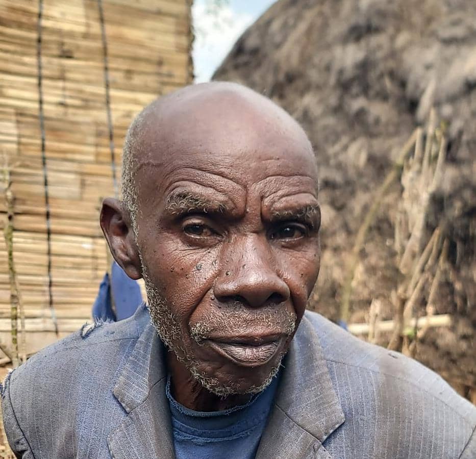 Pascalrucacura's tweet image. SUD-KIVU:  l'ONG #UMOJA #MPACT a redémarré ce lundi 06 Octobre 2025 ses activités d'#identification des personnes deminues de troisième âge dans le territoire de #KABARE qui seront bénéficiaires des #vivres et non vivres ds ce mois d'octobre.Une action saluée  par la population