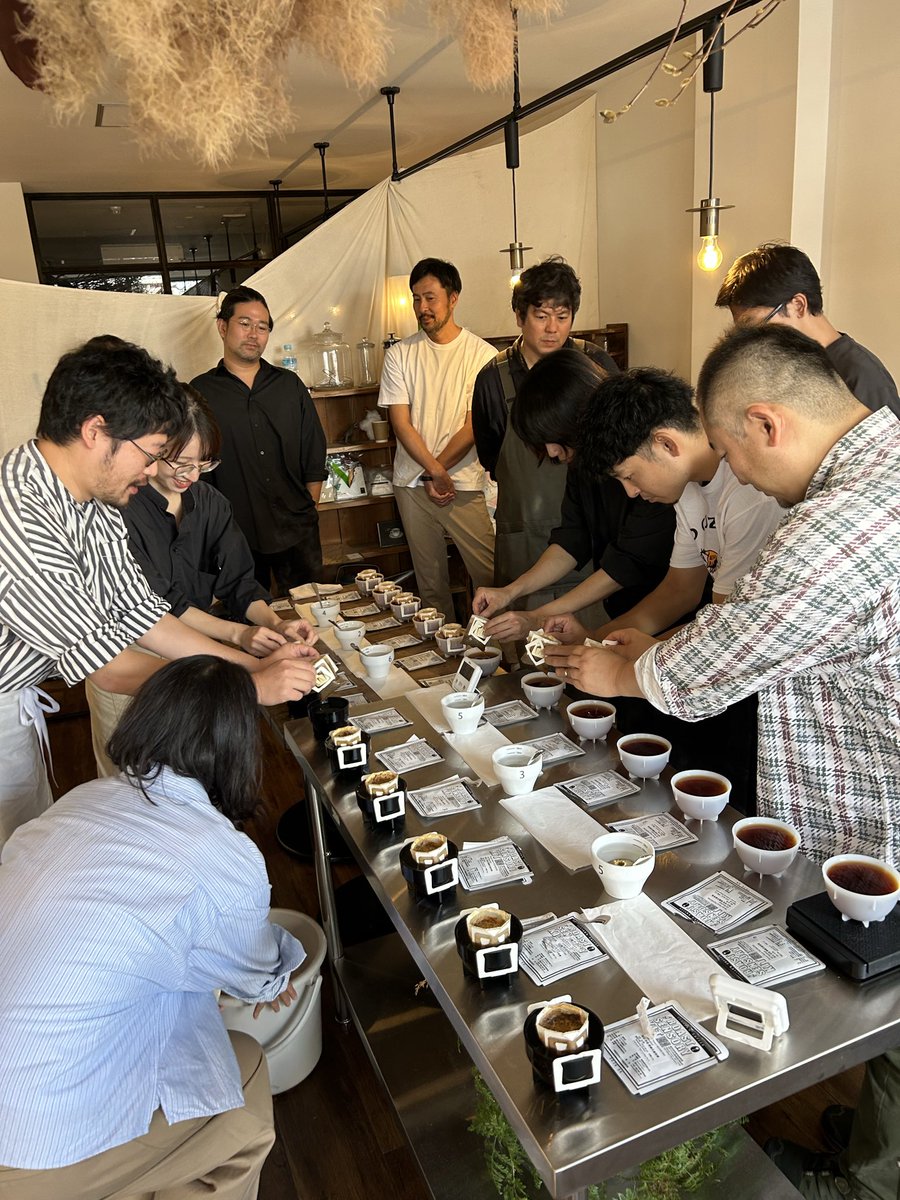 阪田さんによるセンサリーカリブレーションセミナーに参加してきました
頭がパンクしそうでしたが食らいついて必死に理解しにいきました！
こんなことを教われるなんてすごい時代になったもんだ。