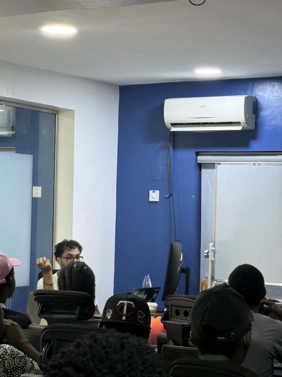 minting_ruru's tweet image. Day 2 of learning move the @Mysten_Labs way live at @SuiHubAfrica