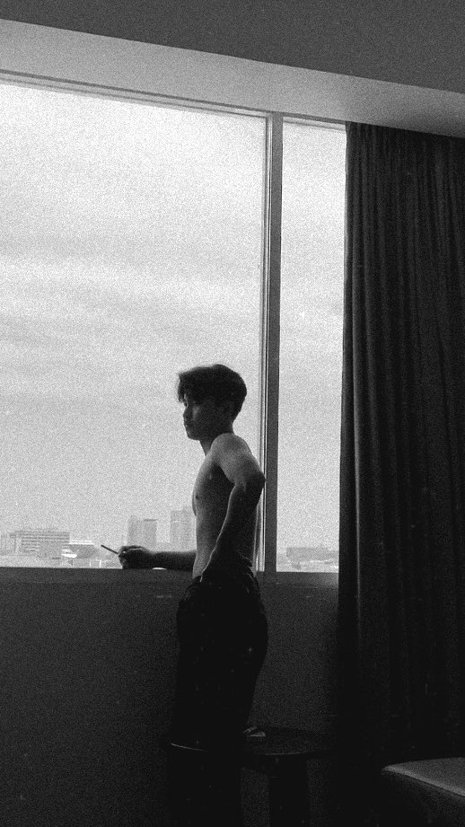 applepalll tweet media