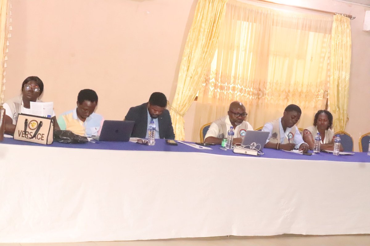 codohsapa tweet media