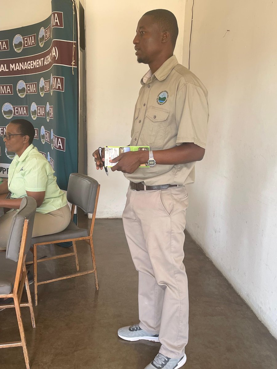 hwangetown's tweet image. The Environmental Management Agency (EMA) is today conducting a training workshop for Hwange Local Board’s Sub-Environmental Committees drawn from various Wards to strengthen community participation in environmental management and conservation @HwangeResidents @EMAeep @molokele