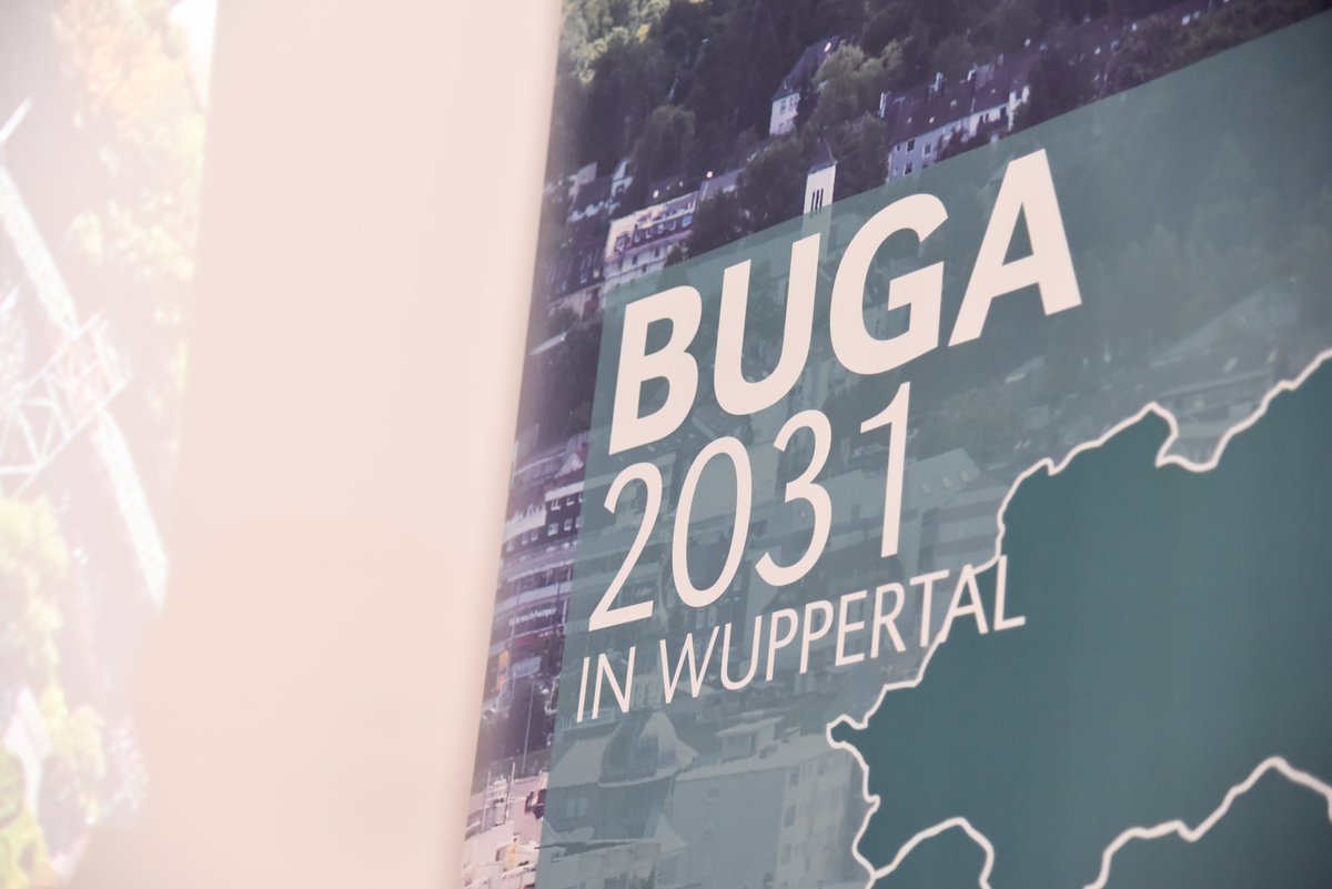 stadt_wuppertal's tweet photo. Das Großprojekt #Bundesgartenschau 2031 in #Wuppertal wird immer konkreter 💪 Bleibt mit dem neuen #BUGA2031-Newsletter immer auf dem neuesten Stand! Denn hier gibt's einmal im Monat für euch jede Menge Infos per Mail. Bitte hier entlang zur Anmeldung: ➡️ https://t.co/yYWSXm4wEL https://t.co/CK5EnbG53R