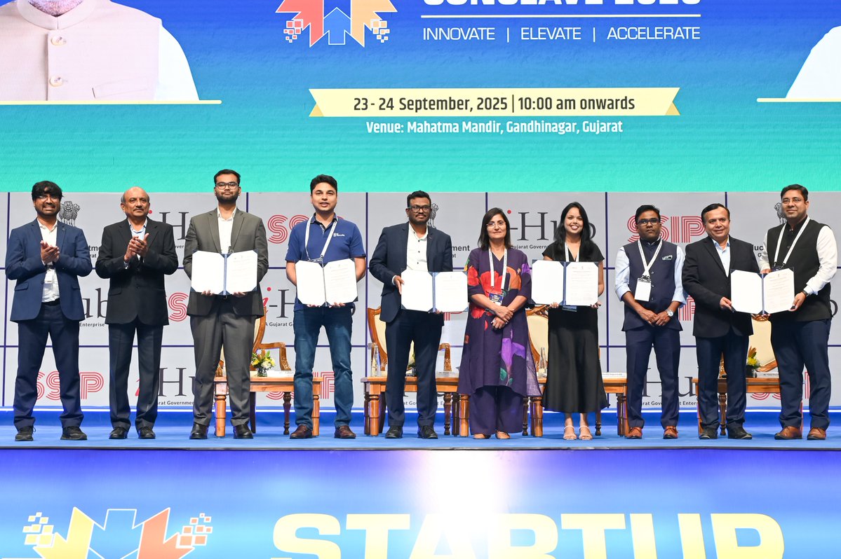 ihubgujarat's tweet image. As a part of the “Startup Conclave, 2025” MoUs were exchanged on stage between i-Hub Gujarat & ecosystem partners.
Anay Ventures, @8xVentures, @JavaCapital @SanchiConnect @abyro_capital
