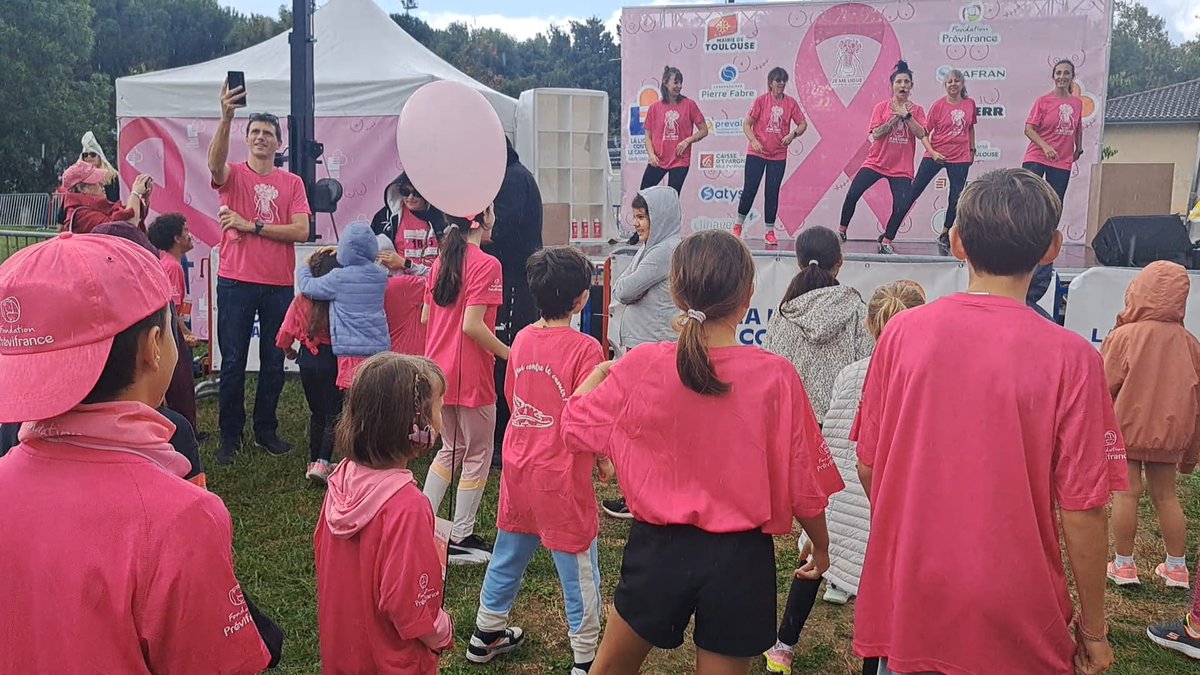 Decasoft_SSII's tweet photo. 🎀 Octobre Rose 2025

Les Decasoftiens se sont mobilisés pour la marche solidaire de 5 km 💪

D’autres ont contribué par un don 💝

Merci à tou.te.s pour votre engagement 🙏

Ensemble, faisons avancer la prévention et la recherche 💗

#octobrerose #Decateam #Solidarity https://t.co/pLbLcnFIZd