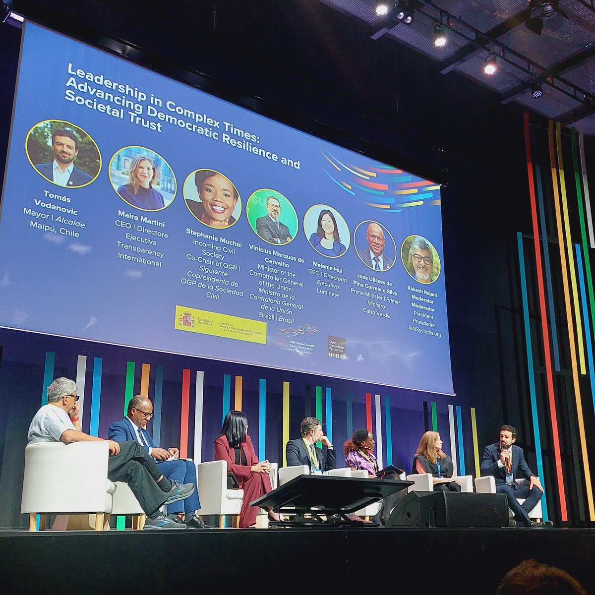 Valeria Lübbert tweet media