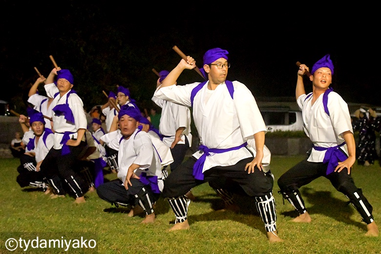 tydamiyako's tweet photo. 中秋の名月だった6日に宮古島で開催された豊年祭。砂川豊年祭の獅子舞と野原のマストリャーをはしごして、伝統文化をたっぷり味わってきました👏😊
#宮古島 #マストリャー #豊年祭 #砂川獅子舞 #中秋の名月 #沖縄 https://t.co/rNmNMEES5D