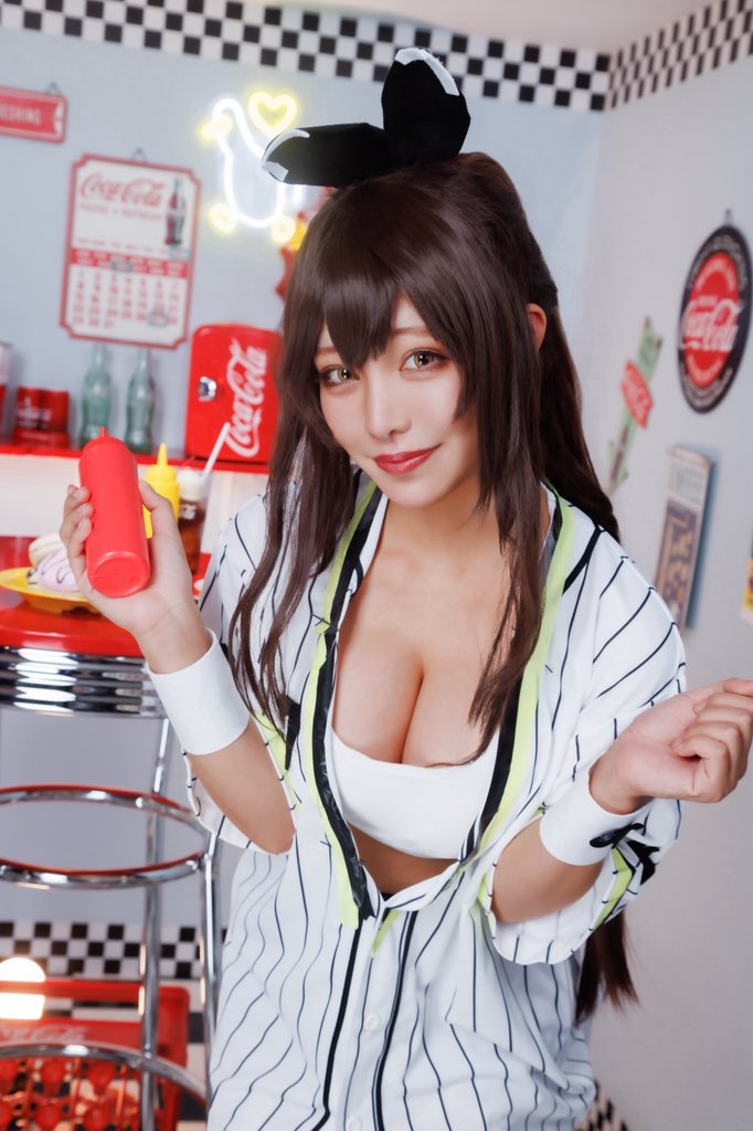 コスプレ
勝利の女神NIKKE
ノワール　🐰🖤⚾️