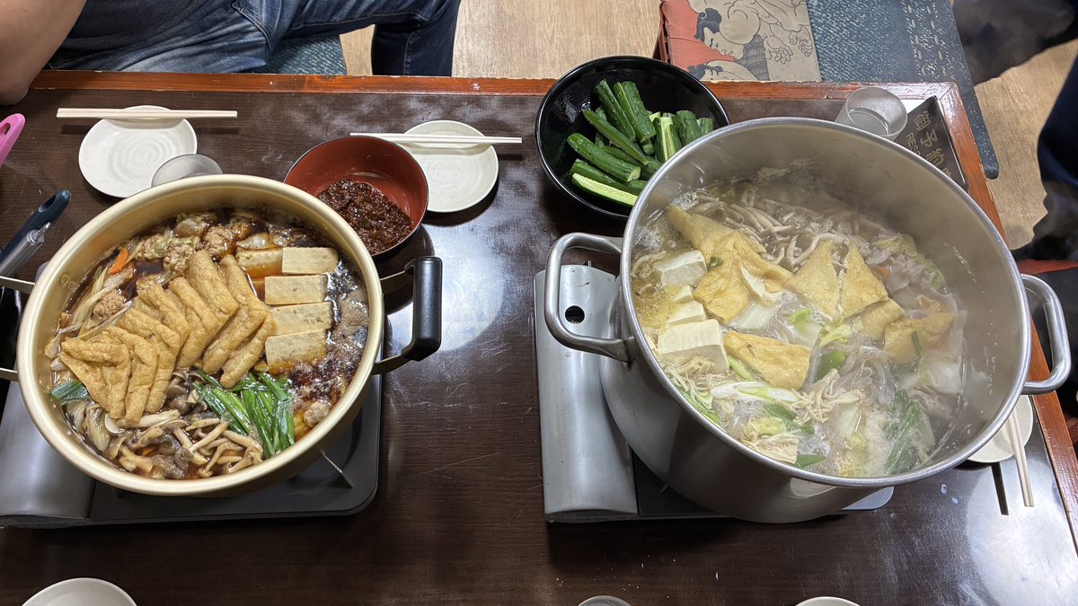 Great_O_Khan's tweet photo. 前橋の「どすこいうどん浜ちゃん」を支配した👑

他団体＆相撲部屋のちゃんこは初めて食ったが美味じゃった https://t.co/pu45J4gBVj