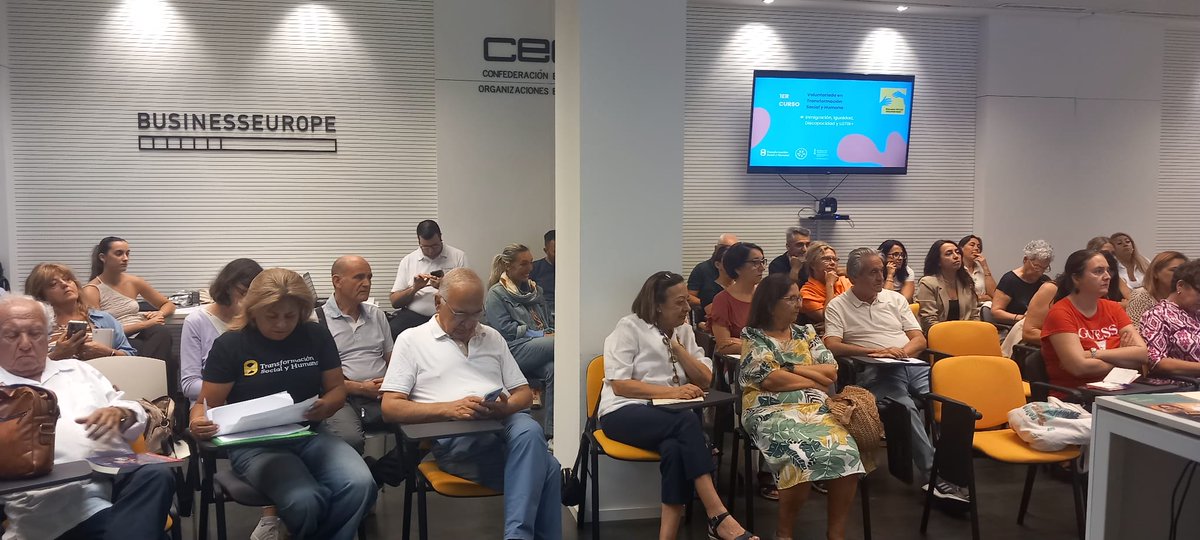 FundacionTSH's tweet photo. ✨ ¡Gran éxito en la cuarta sesión del **Curso de Voluntariado para la Transformación Social y Humana** de la **Escuela Oficial de Voluntariado**!

Una jornada inspiradora en la que seguimos aprendiendo y compartiendo experiencias#Voluntariado #TransformaciónSocial #AcciónSocial https://t.co/MenQ7oHU2F