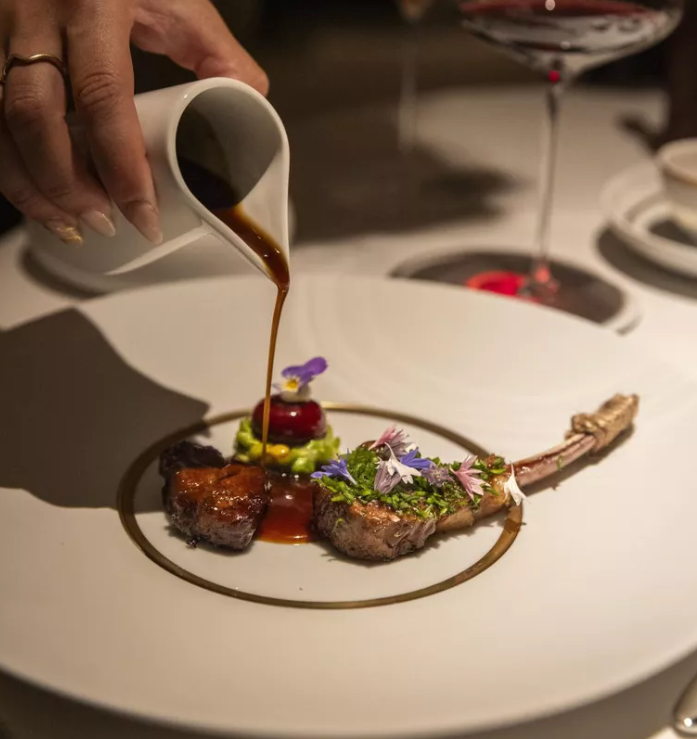 Michelin's tweet image. ✨ Two MICHELIN Stars for GEM. by Soenil Bahadoer and Create by Guido Braeken in the 2025 MICHELIN Guide Netherlands! 
Credit photo GEM.by Soenil Bahdoer
Learn more : michelin.com/en/publication…
#michelinguide