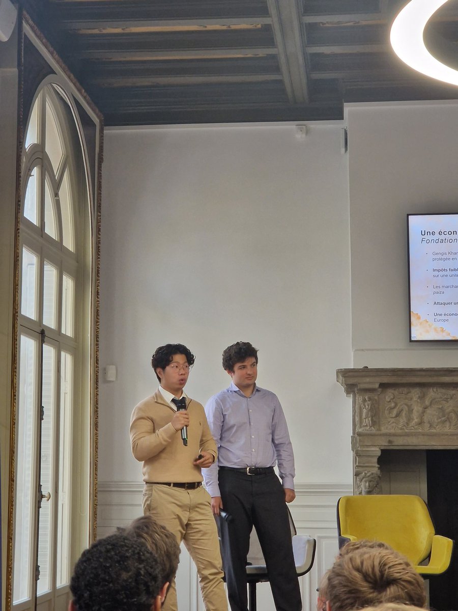 📲 C'est parti pour la première séance hors les murs du cours Transformations du Travail et Numérique (TTN) 2025 #futureofwork2025 Suivez nous en direct sur notre chaîne YouTube :  lnkd.in/eigRpPx