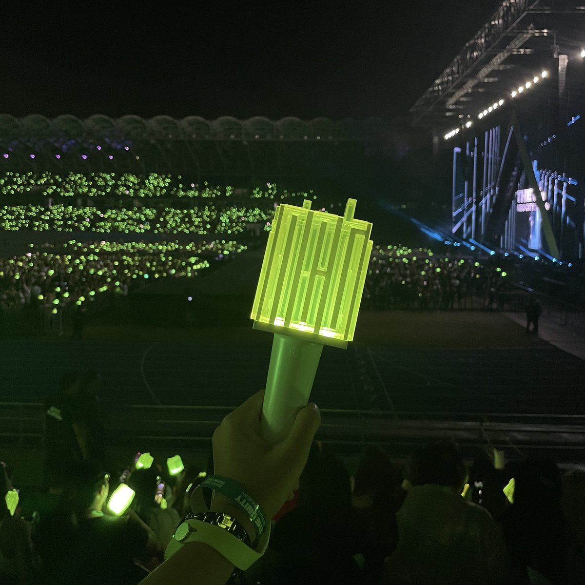 pkhysn's tweet photo. @NCTsmtown_127 <The Unity> 24.01.21 💚

@weareoneEXO <Welcome to Su:Home> 24.06.22 🤍

@LKMS_official <REBOOT> 24.08.10 💛
 
@RVsmtown <HAPPINESS : My Dear ReVe1uv> 24.09.14 💗 https://t.co/sEutcnKdzy