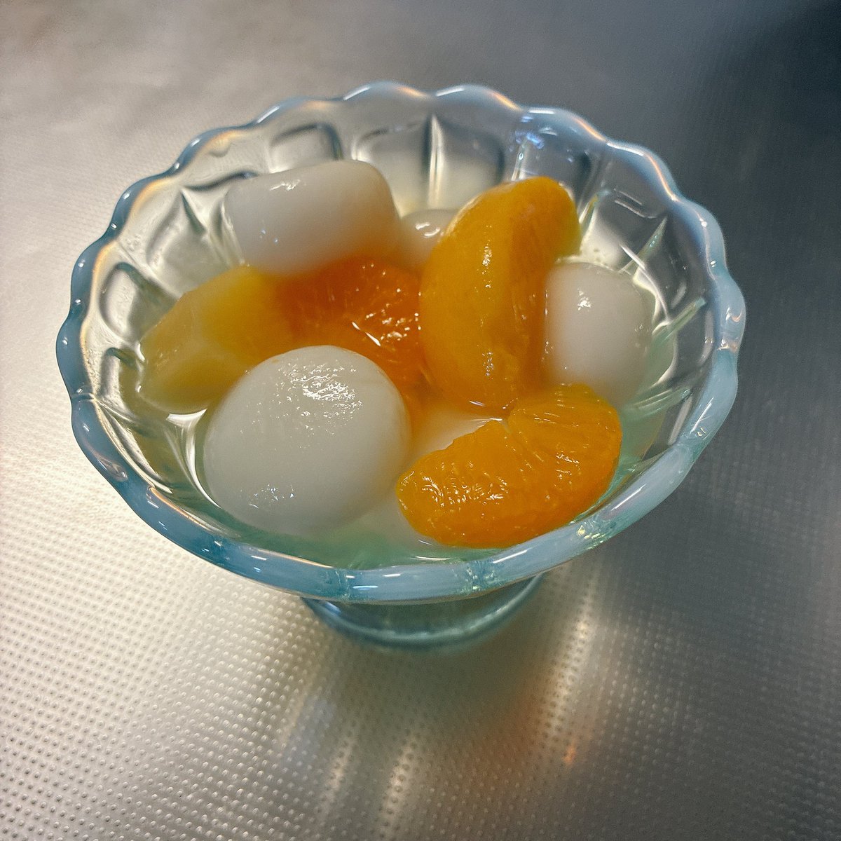 こちら昨日作ったもちもちのフルーツ白玉です🎑
