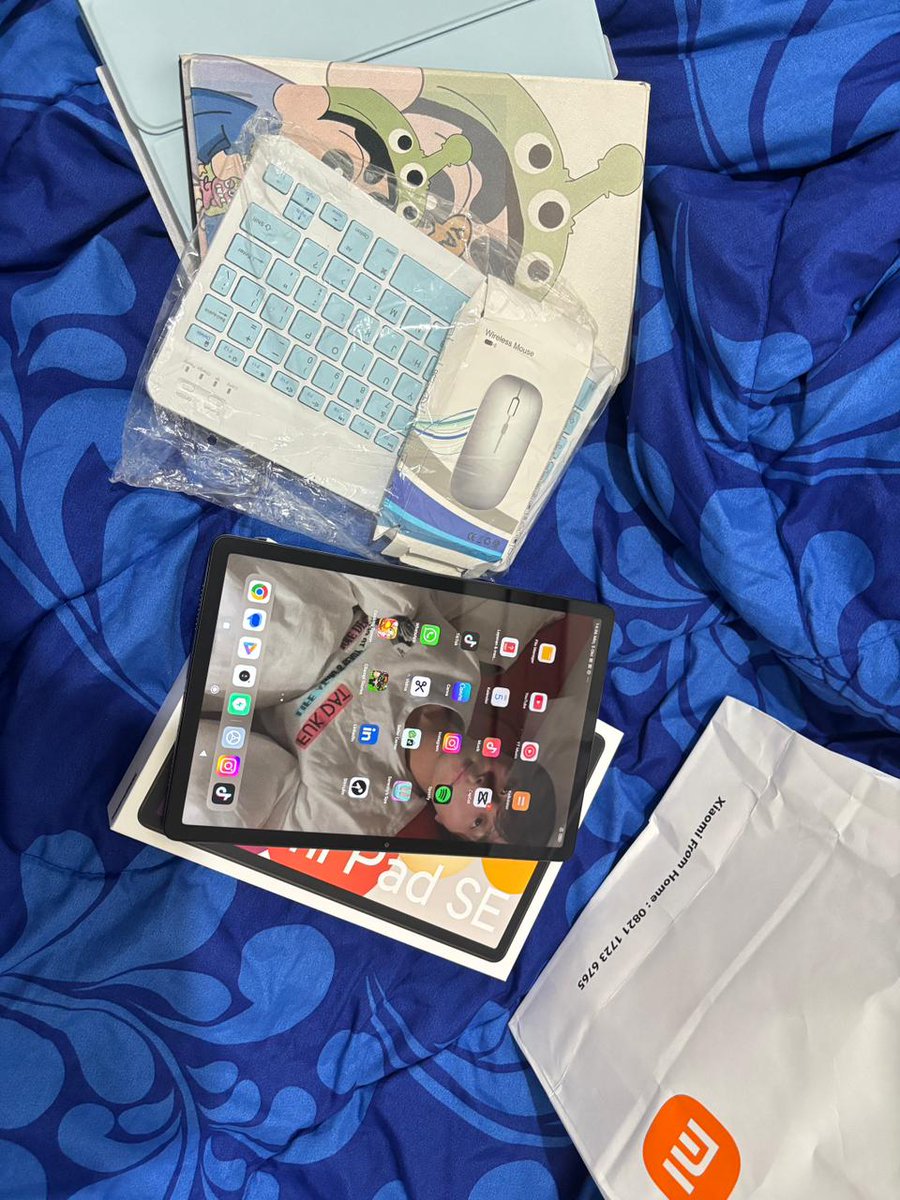 strbrryes's tweet photo. WTS Redmi pad SE 
spesifikasi nya cek sendiri aja ya di https://t.co/3Zl7GgEvP6

💸 1,8 BOLEH NEGO TAPI YG WAJAR PLIS, nanti dikasi case 2 sama keyboard dan mouse yaakk

#zonauang https://t.co/8xMh3veoBD