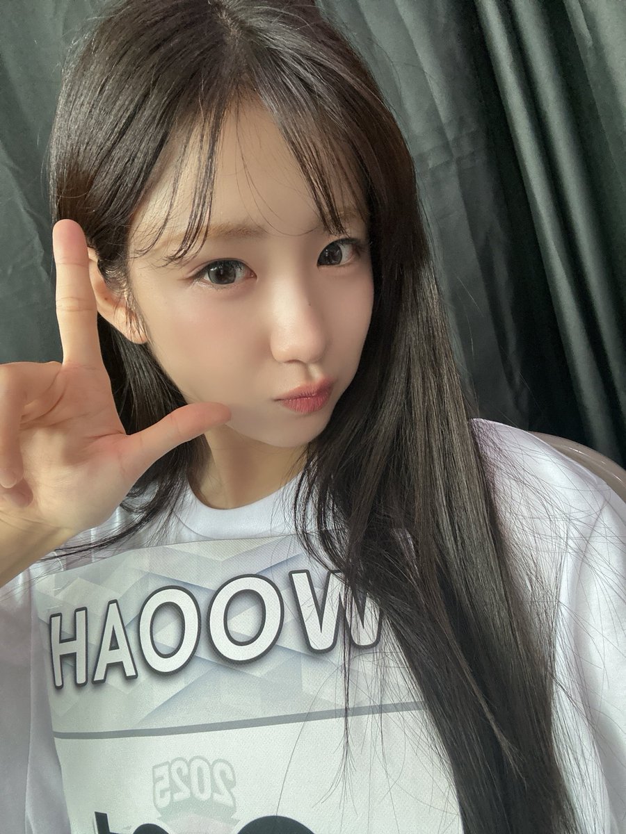 WOOAH 우아 tweet media
