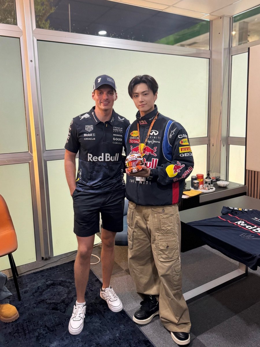 WVRS | 251007

#ENHYPEN_JAY 🌟 wrote a post:

1️⃣⭐️⭐️⭐️⭐️🦁
🔴🐂

#제이 #ENHYPEN #엔하이픈 <a href="/ENHYPEN_members/">ENHYPEN</a> <a href="/ENHYPEN/">ENHYPEN OFFICIAL</a>