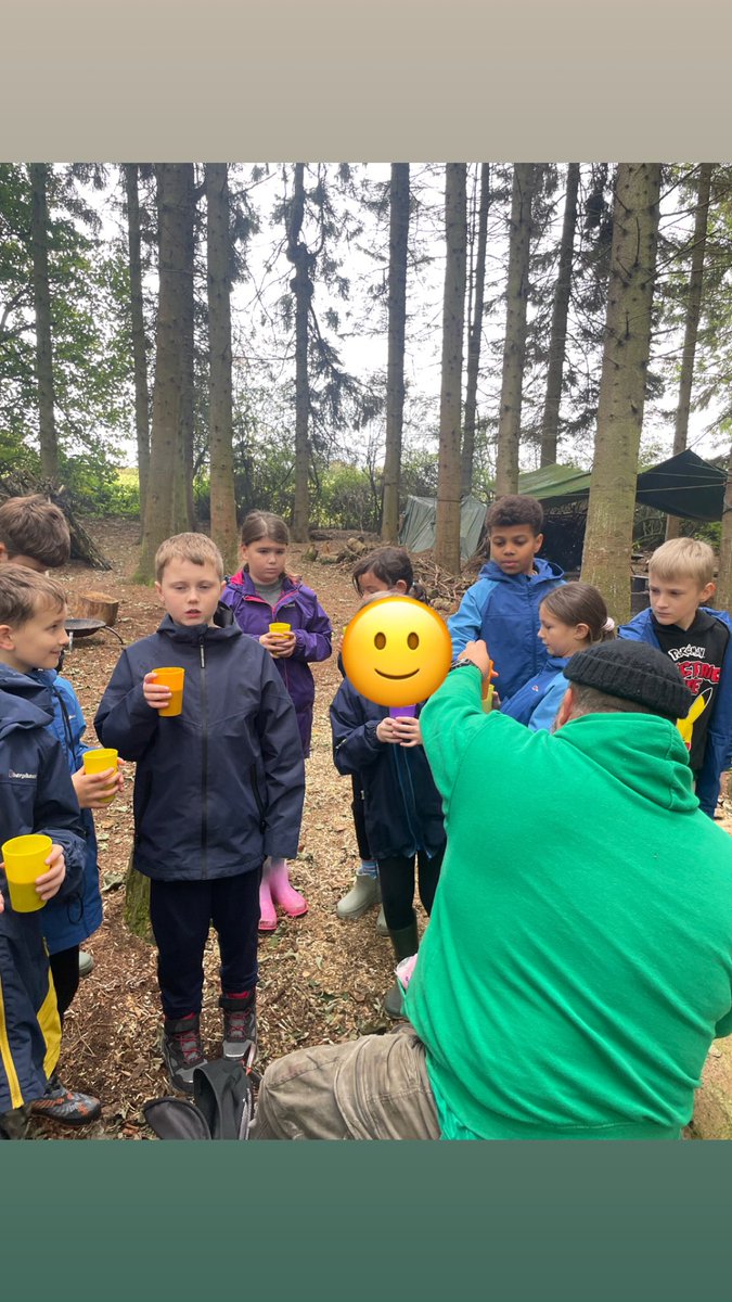 AmySpivey16's tweet photo. The fires are lit 🔥 now it’s hot chocolate and toasted marshmallows @bramley_park https://t.co/KODu139QFd