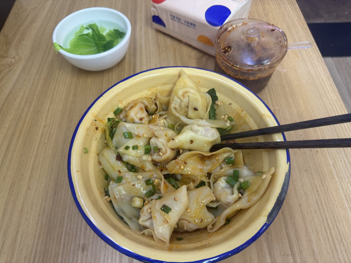 Chris Arnade 🐢🐱🚌 tweet media