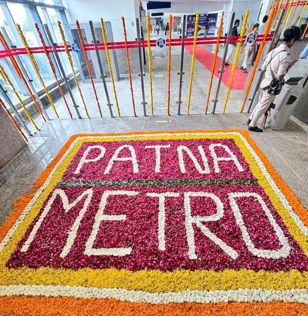 TechAnsuman's tweet image. Patna Metro Update!

The first phase of Patna Metro has been inaugurated and is open to public from 7 October 2025. 

It will run between ISBT - Zero Mile - Bhootnath with fares from ₹15 to ₹30. 

Operating hours: 8 AM to 10 PM daily.

#PatnaMetro #Bihar