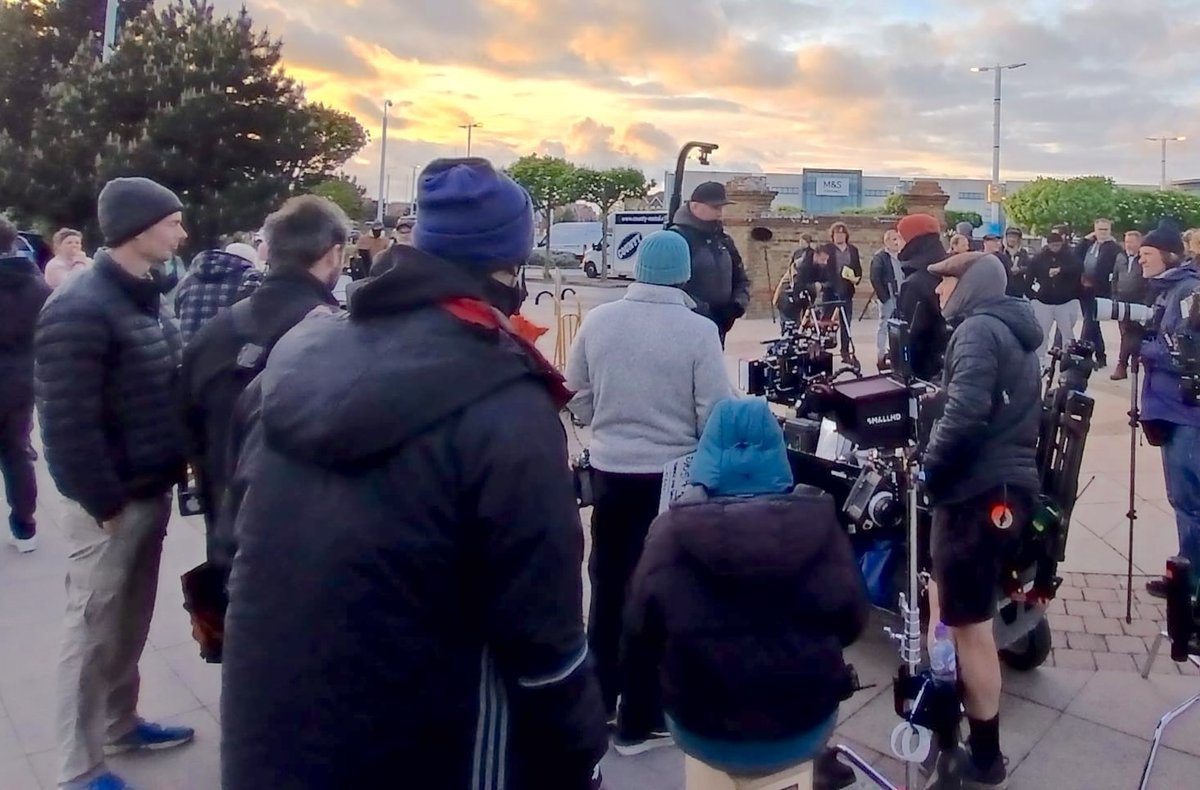 CommunityAd's tweet image. Exciting news in Thanet!
The award-winning BBC Three comedy Things You Should Have Done filmed its second series at Westwood Cross this May.
Take a peek behind the scenes!
💭 Will you be spotting local locations on screen?

#BBCComedy #Thanet #LuciaKeskin
