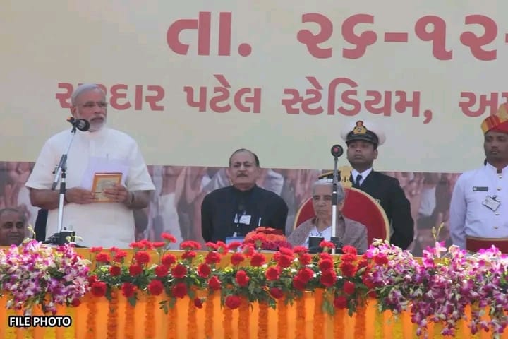 bhagchandtankda's tweet image. सेवा, समर्पण और सशक्त भारत की 24 वर्षीय यात्रा।
7 अक्टूबर 2001 वह ऐतिहासिक दिन है, जब एक साधारण परिवार से निकले असाधारण व्यक्तित्व श्री नरेन्द्र मोदी जी ने गुजरात के मुख्यमंत्री के रूप में शपथ लेकर जनसेवा के नए युग की शुरुआत की थी।
@narendramodi #PMModiji #24YearsOfSeva