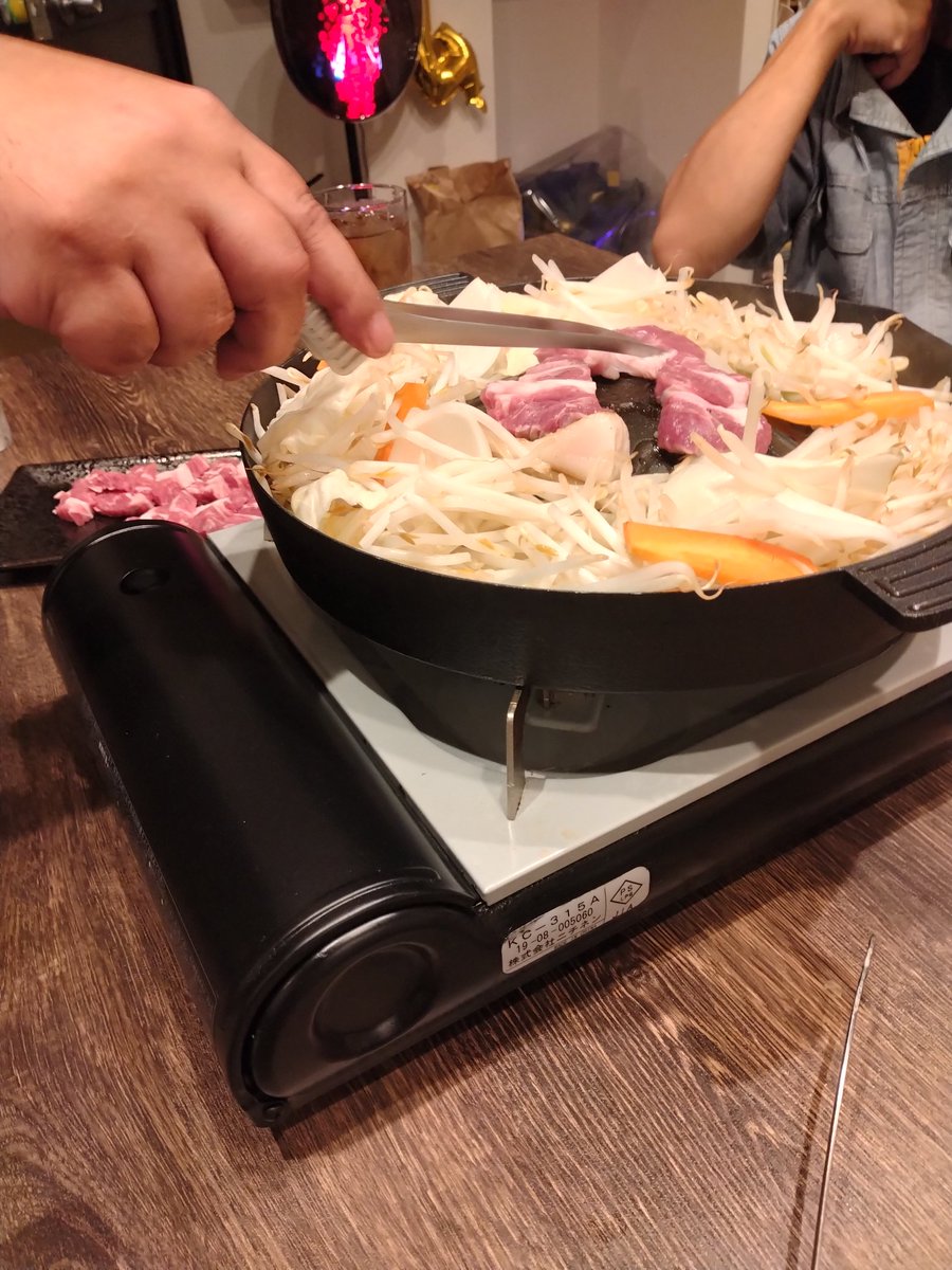 ある (@naiiiii1015) on Twitter photo 