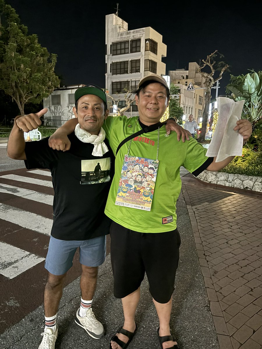 massan26's tweet image. 救世主現れました！

沖縄に住む同期の元ヒダリウマ新崎が助けに来てくれました！！（山添寛の元相方）

マジ心強い！！

#14期大暴れツアー