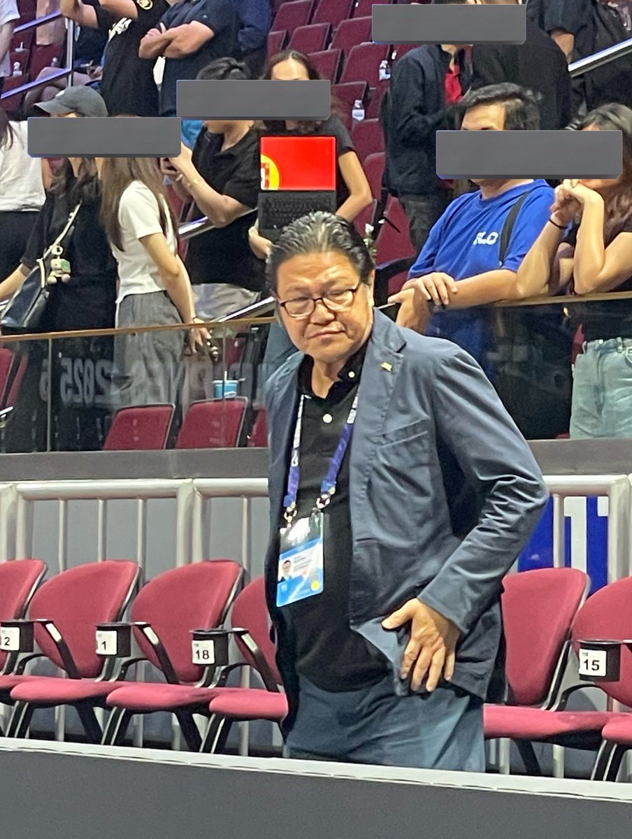 i hate you tats suzara i despise you tats suzara puro ka pride at ego gusto mo bidang bida ka lagi

tugon: may balik yan tats suzara kung hindi sayo, sa receding hairline mo