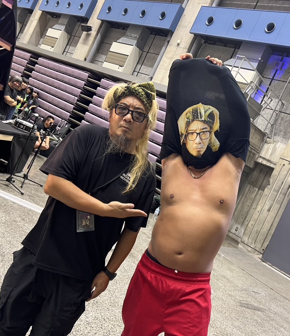 IdolPunchRacco's tweet image. 片付けで走り回ってた！(照)
大展示場も中展示場も10/5の23:58に完全撤収！
制作のみんな凄いチームで感動！
つーか、I SCREAM FESTA 2025の写真全然撮ってない事に気づく。(ウケる)
