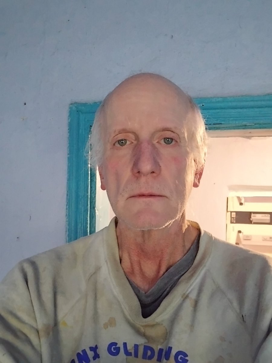 PaulRos67968889's tweet image. Breatharian diet day 11. Took a naked pic and asked Grok... Very lean, low muscle tone but standing posture shows full strength and health. 

Commended the 100 grams of protein I take. Said I looked 70 and I&apos;m 65. 

So this is the threshold. Keeping close watch.