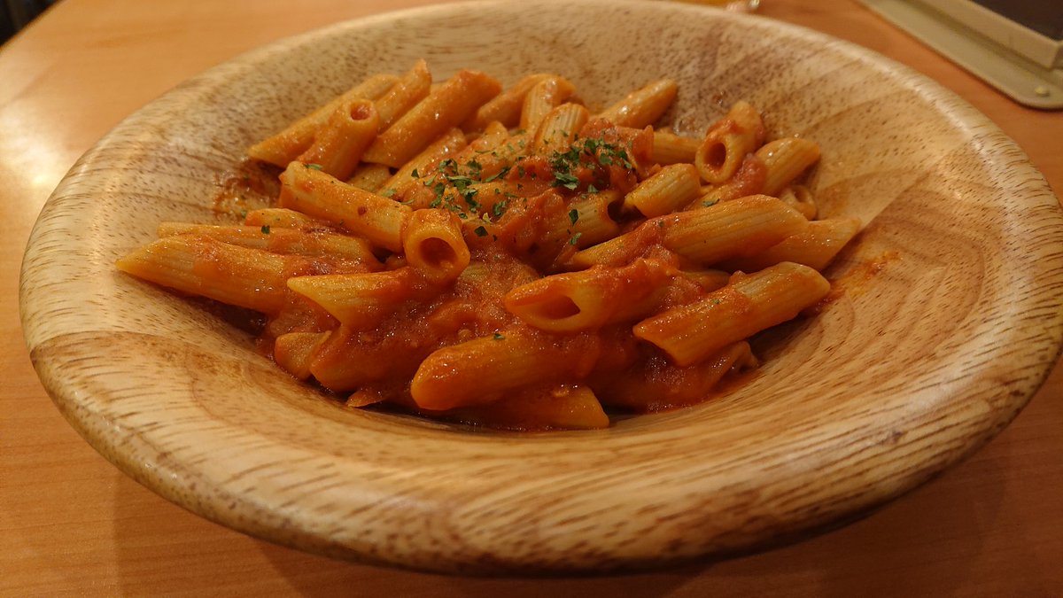 rinrinpilot's tweet image. 世は満腹じゃ(^○^)
ピザ🍕、ムール貝、ペンネ、カプチーノ☕