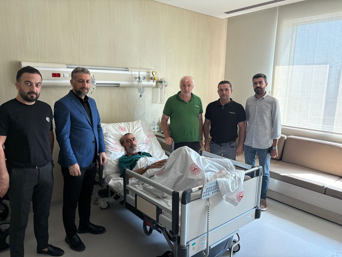 İlçe Başkanımız Sn. Seyidhan Kartal ve ilçe yönetim kurulu üyelerimiz ile birlikte,Yenişehir İlçe Yönetim Kurulu Üyemiz Sn. Ümit izgi nin eniştesi Sn . Fırat kale  tedavi gördüğü Şehir Hastanesinde ziyaret ederek geçmiş olsun dileklerimizi ilettik.