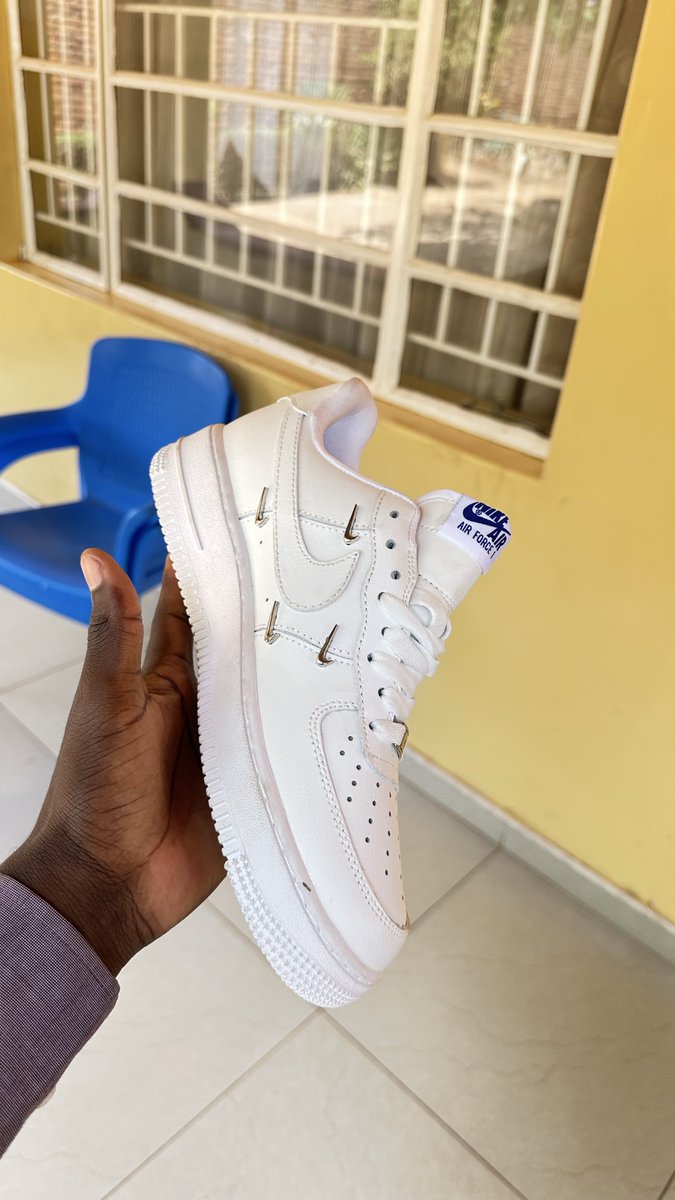 Readily available in Lilongwe 

Size 40, 41.5 and 43.5 

Going at Mk 110,000

Contact me on 0882672278

Rt please 🙏🏾 my customers maybe on your TL