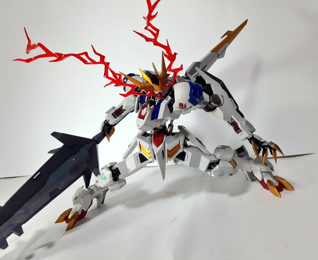 justis10's tweet photo. #鉄血のオルフェンズ
ガンダムバルバトスルプスレクス⁉️ https://t.co/U5wbrlIg0d