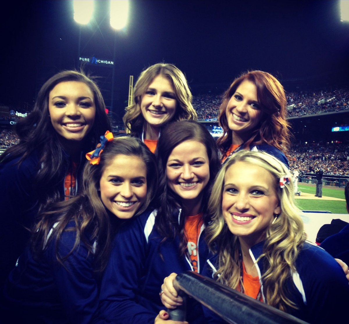 MAGABarbie317's tweet image. Some memories from when I worked for the Tigers in 2012 and they made it to the World Series ⚾️ 

Such a fun time! #RepDetroit