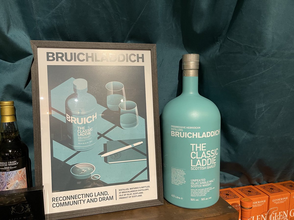 ブルックラディ2024年のフェスボトル
ロックインダール03.1
ストレートでもハイボールでもロックでも
美味しい一本です

お試しあれ！！