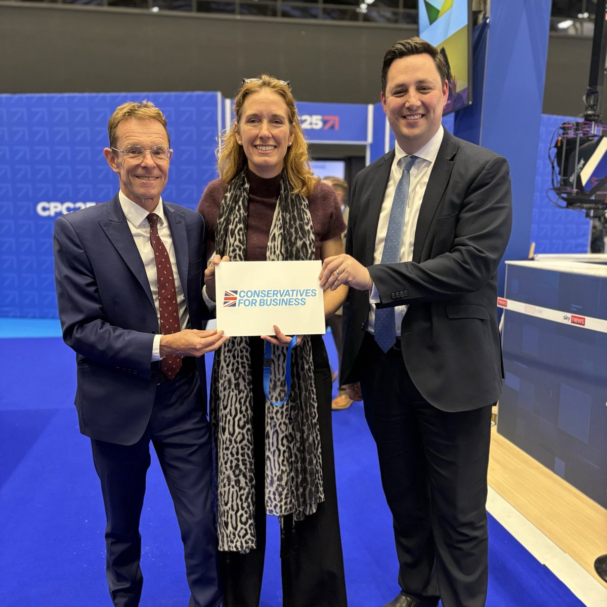 Lovely to see <a href="/andy4wm/">Andy Street</a> and <a href="/BenHouchen/">Ben Houchen</a> — big fan of theirs. Both are huge champions for British businesses, small, medium, and large, and know what it takes to get things done. Thanks for all that you do.