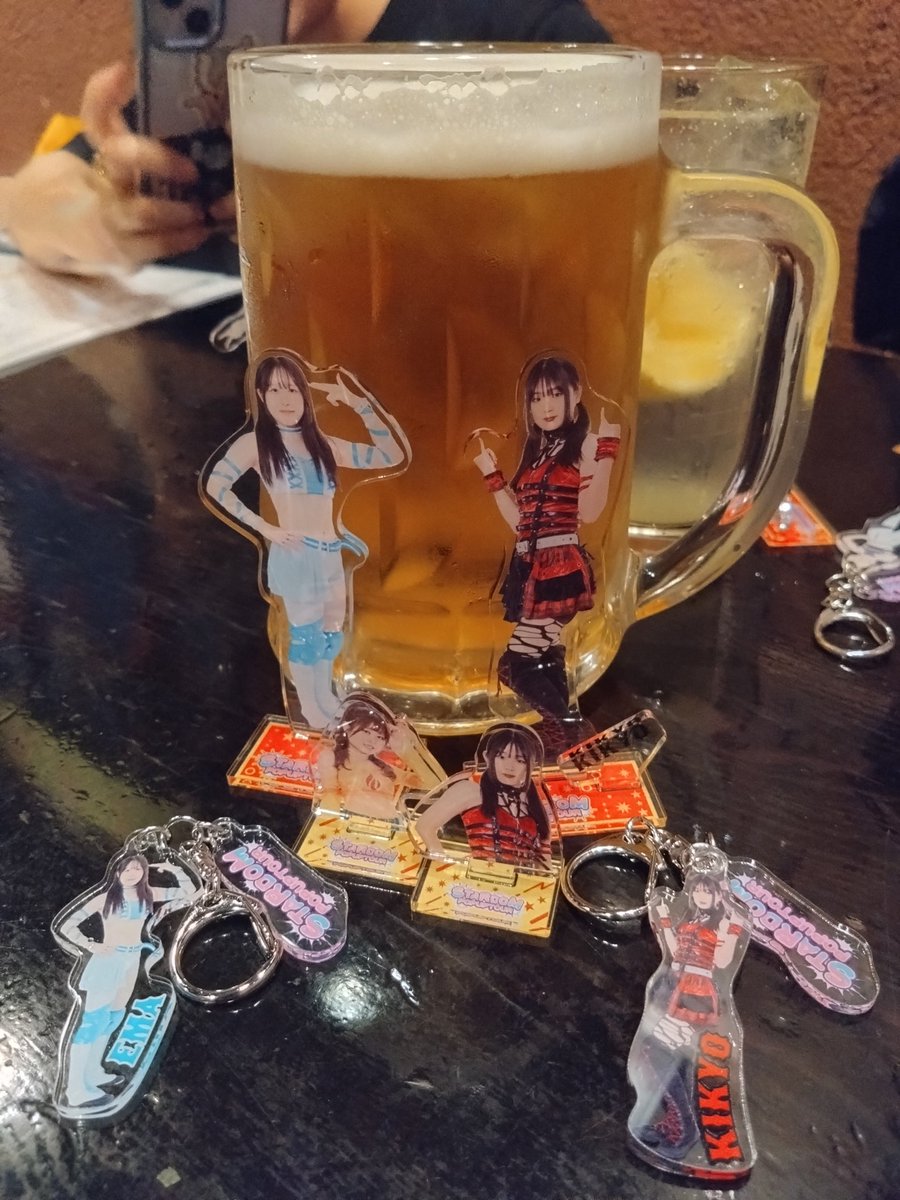 タワレコからみんなでものぐさや🍻