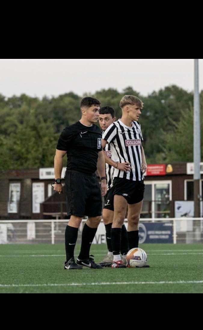 ✍️🔥

We are delighted to of finally got this huge signing over the line, please join us in welcoming Mason Booth-Davis to The Shiners!

Mason will add more goals to our attack who joins us from Heanor Town.

💙🤍💛