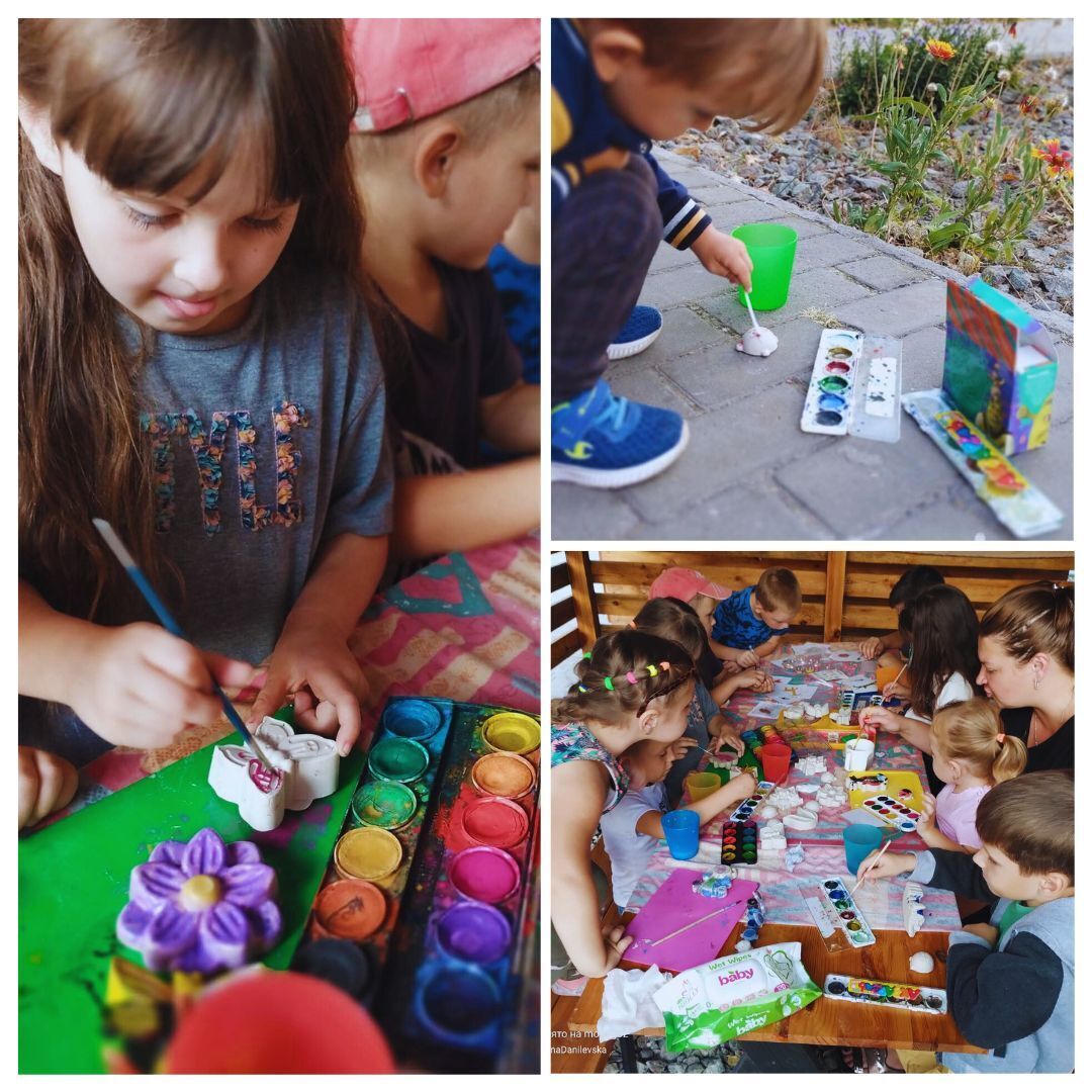 ruggedcompass's tweet photo. In a Ukrainian refugee camp, Iryna from @childaidrr brings light through #art โ simple tools, imagination, and love transforming childrenโs days into moments of color, #hope, and #healing. ๐๐ #ChildAid #Ukraine #Europe
Learn more: https://t.co/D0eQ3UywcE https://t.co/LJ976qBL5j