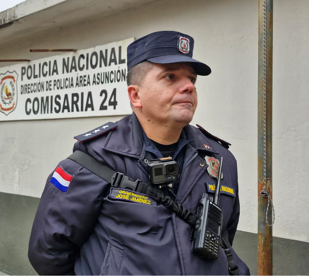Rubén Rubin (@rubenrubin_) on Twitter photo INSTÓ al Ejecutivo a DESTITUIR al Ministro del Interior y en su lugar designar al Oficial Jiménez. 
El Oficial tiene más de 15 años de servicio 🫡🇵🇾 Con patriotismo y honestidad. 
Exactamente lo que necesita la Policía Nacional 🇵🇾 INSTÓ al Ejecutivo a DESTITUIR al Ministro del Interior y en su lugar designar al Oficial Jiménez. 
El Oficial tiene más de 15 años de servicio 🫡🇵🇾 Con patriotismo y honestidad. 
Exactamente lo que necesita la Policía Nacional 🇵🇾