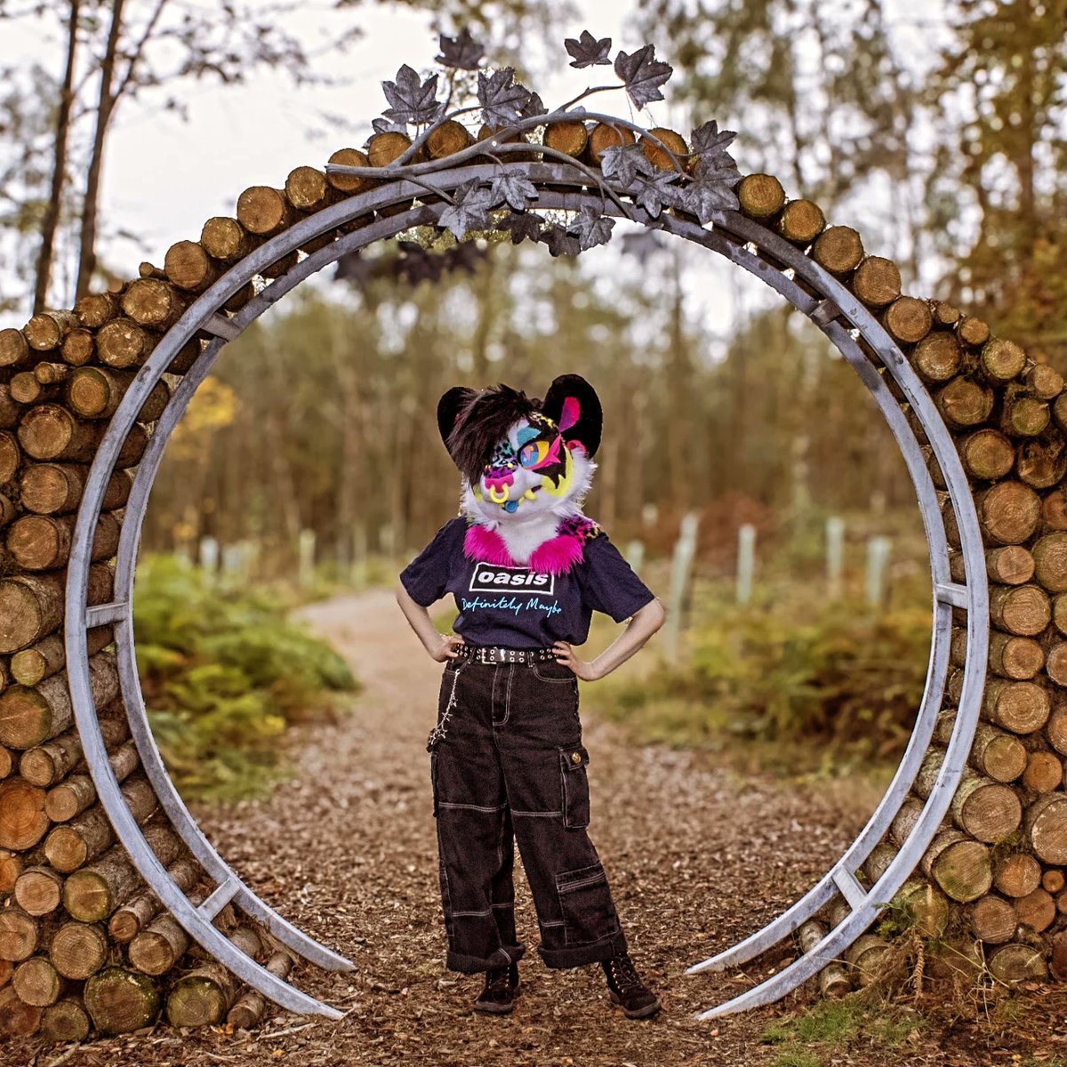 Fursuiting in the woodsssss