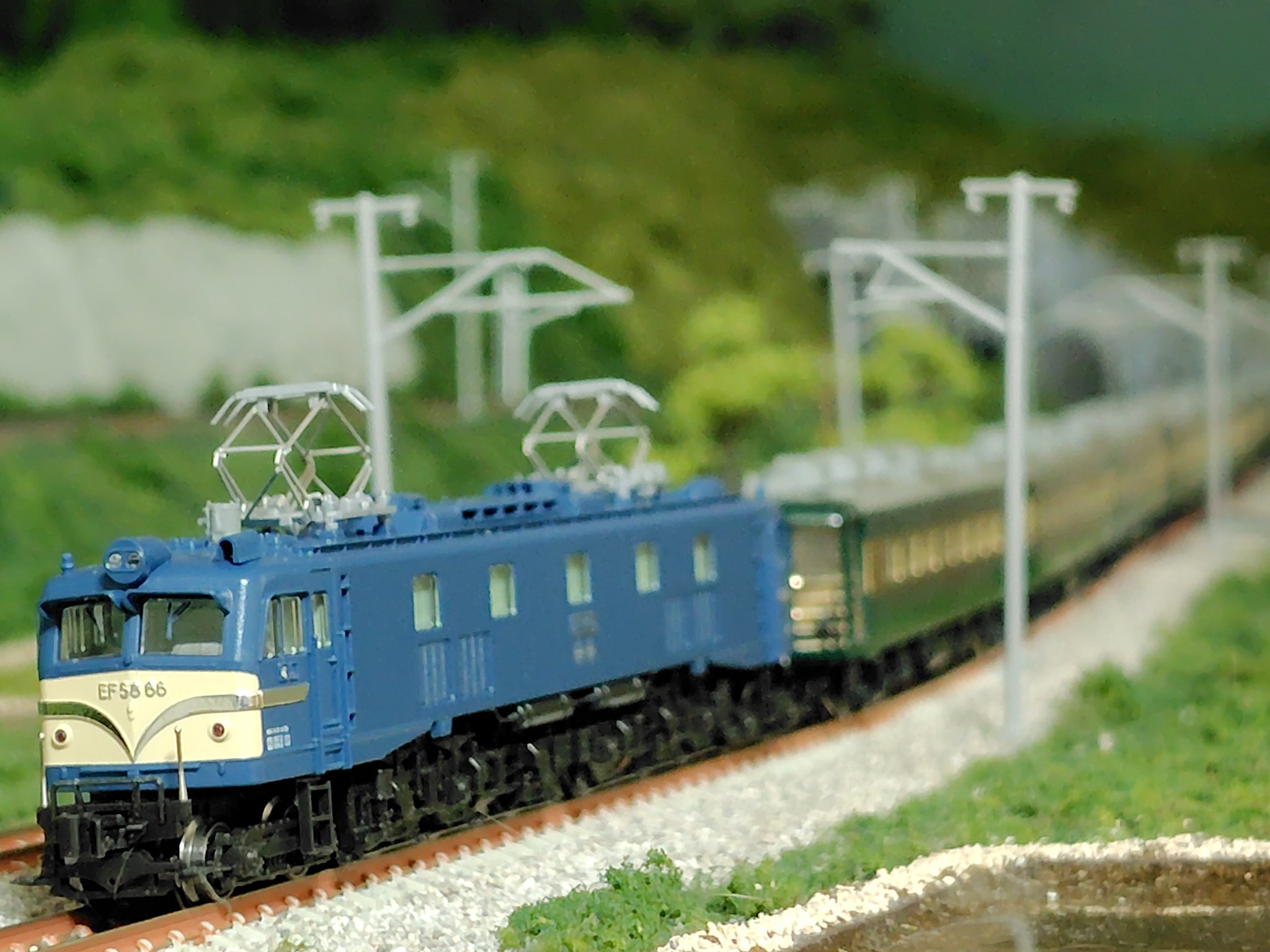 80年代当時物　御座敷客車完成記念 プレート 昭和56年7月 天王寺鉄道管理局 80年代当時物 御座敷客車完成記念 プレート 昭和56年7月 天王寺