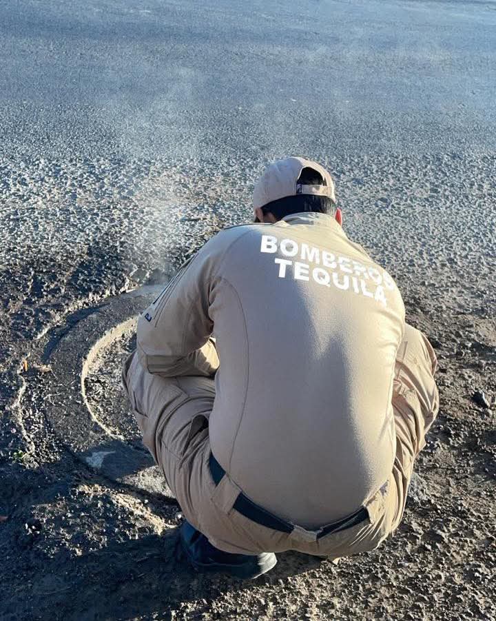 En el municipio de Tequila hubo reportes por olor a gas en distintas zonas, equipo de Protección Civil  se encuentran realizando inspecciones en las líneas de drenaje, con el objetivo de salvaguardar la seguridad y el bienestar de todas y todos los habitantes.