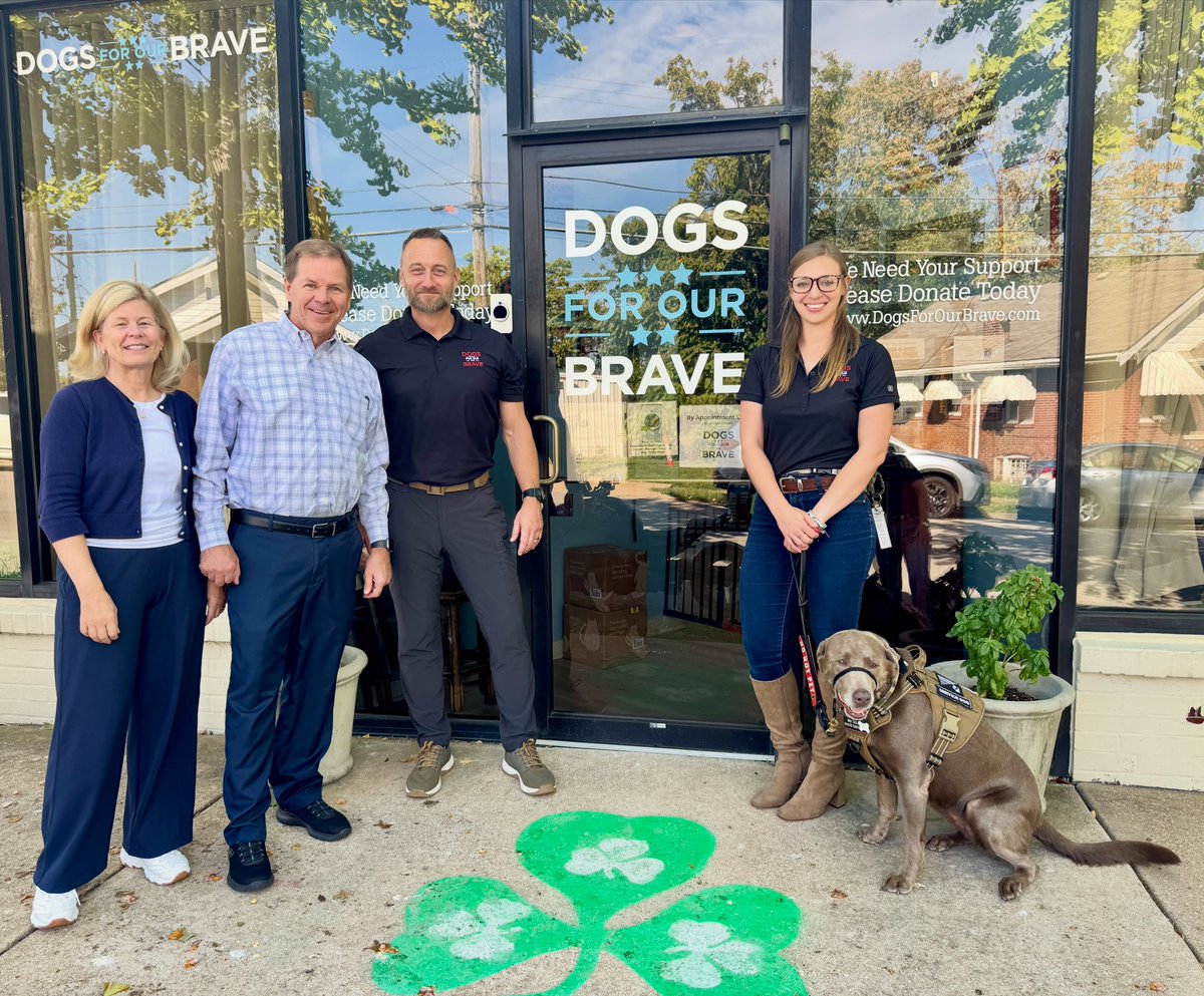 Great visit with <a href="/DogsForOurBrave/">Dogs For Our Brave</a> , where incredible service dogs are changing veterans’ lives every day. 🐾🇺🇸#molec